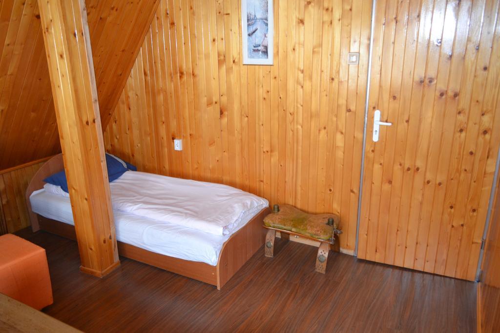 Zajazd Orchidea Nagoszewo Oda fotoğraf